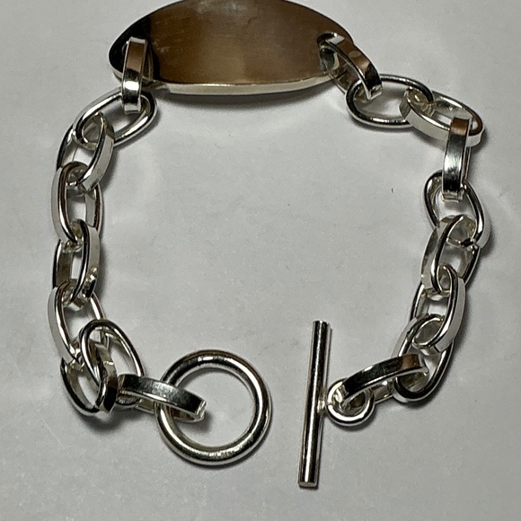LIKE NEW Sterling Silver ID Bracelet. 7.75 inches long - Picture 4 of 6